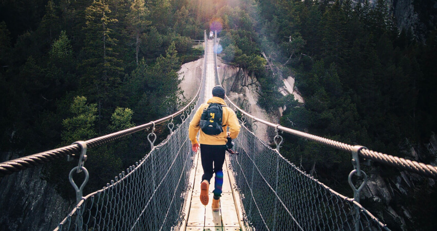 Traveling the World bg 13